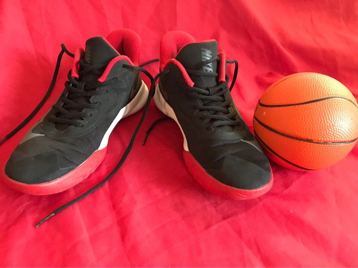 Baskets Nike précision 4 noir et rouge université taille 39 - photo numéro 18