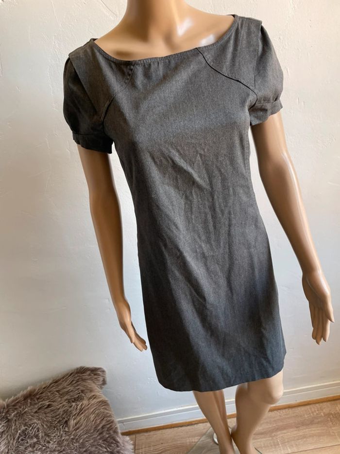 Jolie robe grise Zara - photo numéro 5