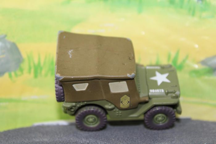 Disney Pixar cars Sarge - photo numéro 9