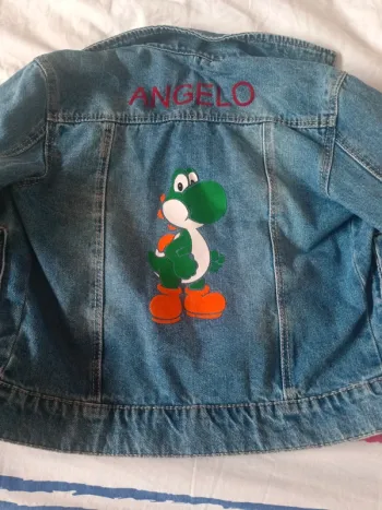Veste en jean floqué avec le prénom de mon fils et Yoshi