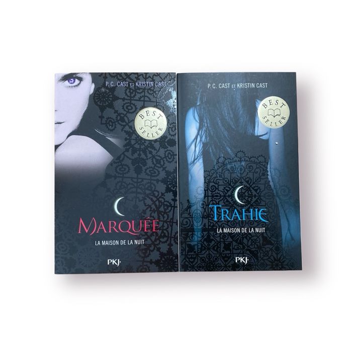 Lot de 2 livres La maison de la nuit de PC Cast et K. Cast