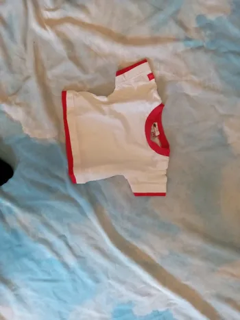 Tee shirt winnie 6 mois