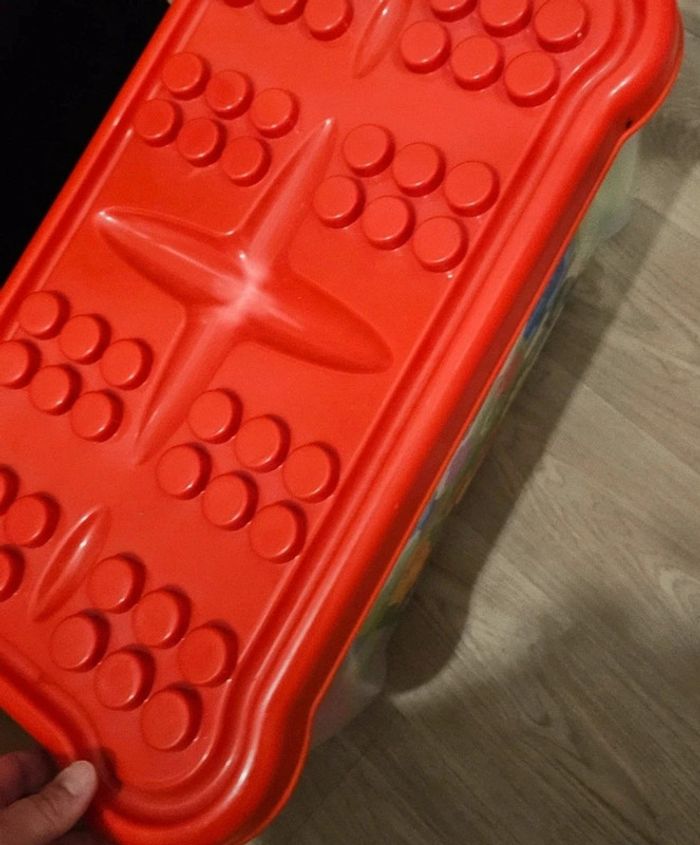 Caisse lego - photo numéro 2