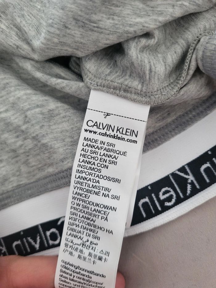 Brassière Calvin Klein 1XL neuf - photo numéro 4