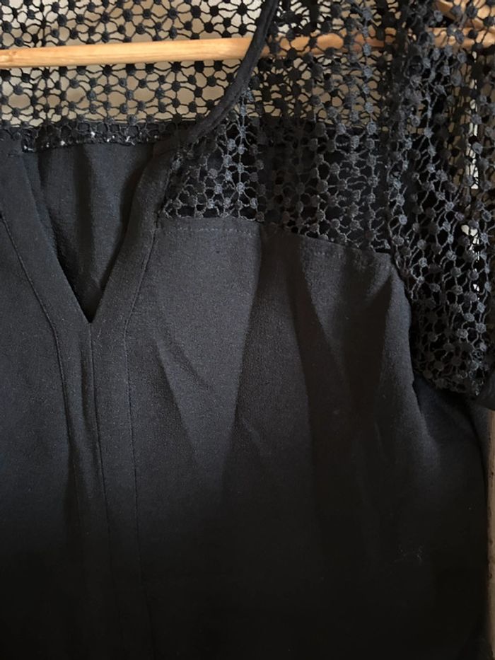 Haut blouse en dentelle - photo numéro 4