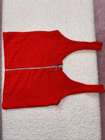 Crop top rouge