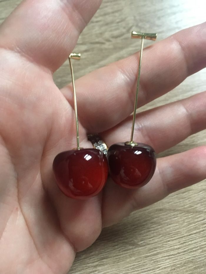 Boucles d’oreilles NEUVES femme en forme de cerises 🍒 couleurs bordeaux et rouge - photo numéro 5