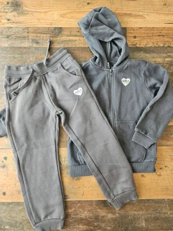 Ensemble jogging et veste fille 5 ans