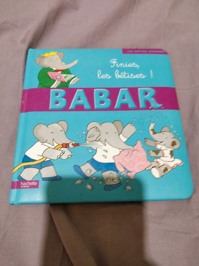 Livre Babar