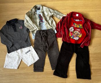 Lot de vêtements 4 ans garçon Super Mario okaidi interdit de grandir