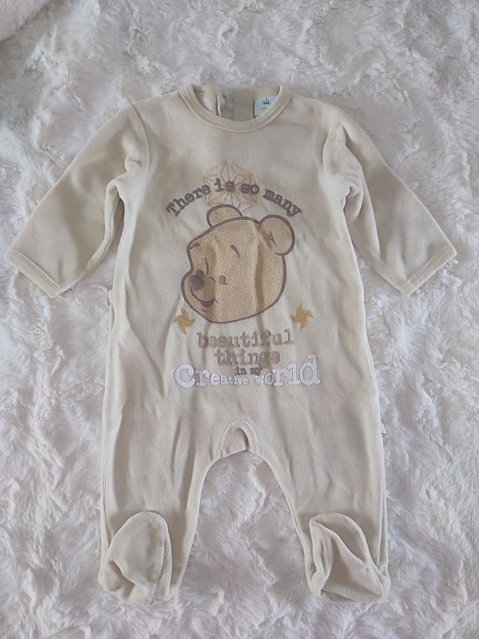 Pyjama en velours jaune Winnie Disney taille 3-6 mois
