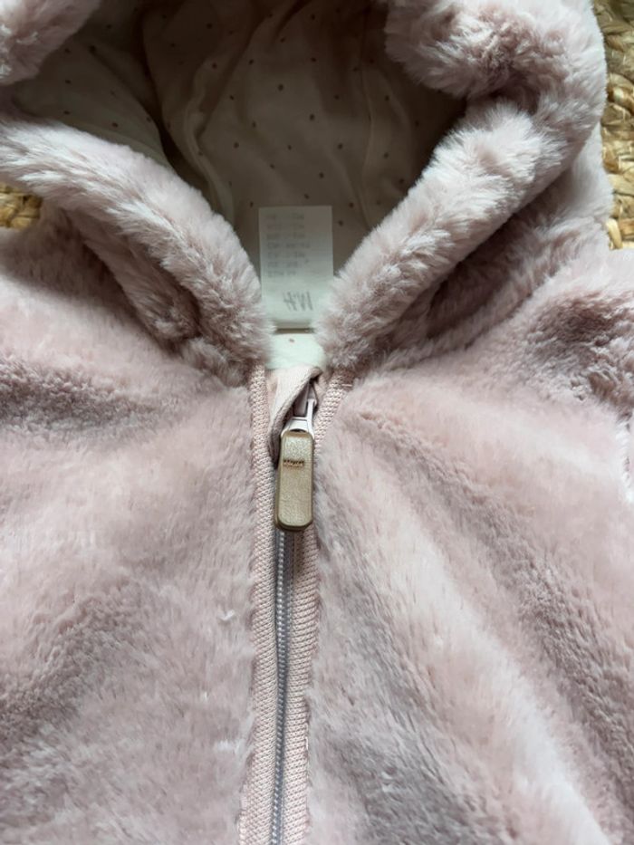 🌺Combinaison hivernal/Combipilote en fausse fourrure rose avec oreilles d’ours Taille 1mois/56cm🌺 - photo numéro 7