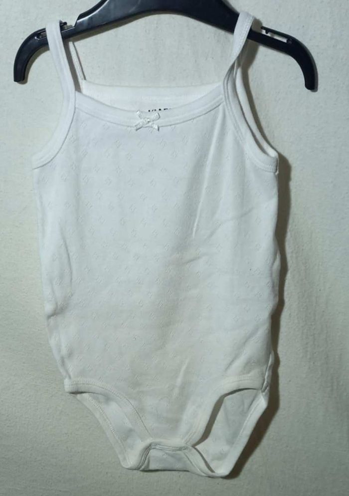 Body blanc sans manche Kiabi