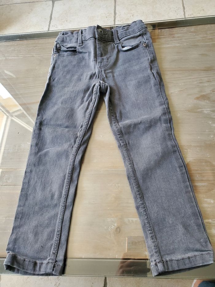 Jean gris 4 ans Vertbaudet.