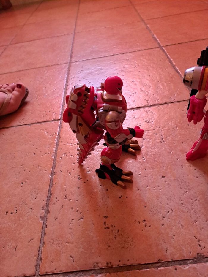 Lot de 2 power rangers - photo numéro 4