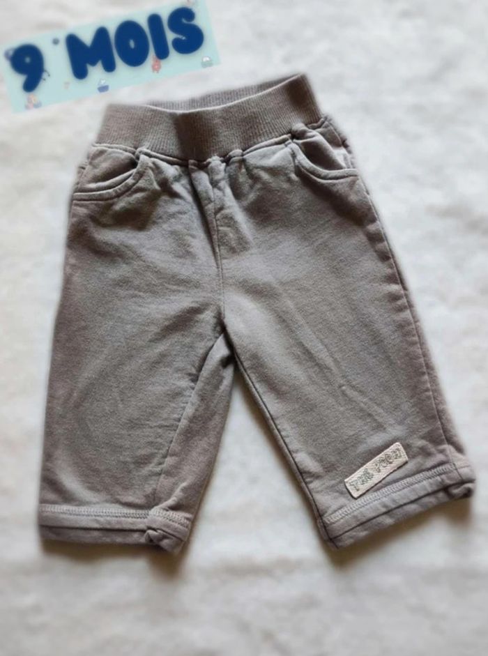 Pantalon  gris bébé  6 mois automne