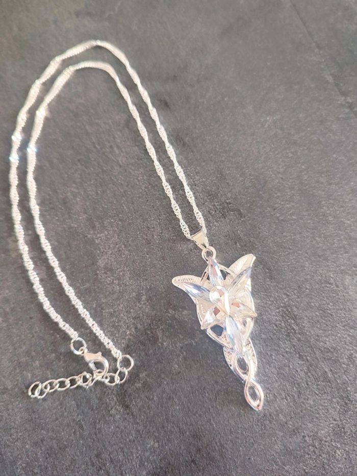 Collier étoile du soir Arwen