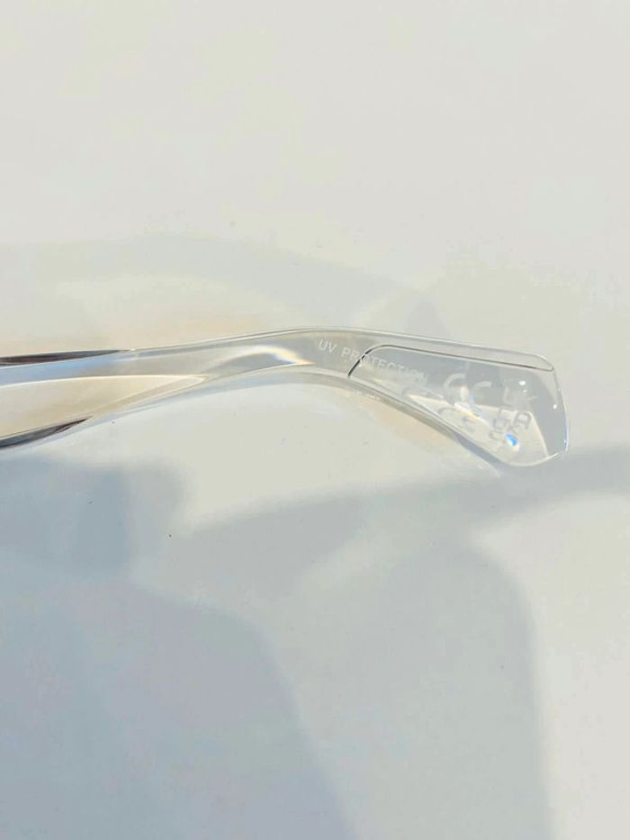 Lunette de soleil mixte transparente verres bleus dégradés transparents UV protection catégorie 1 - photo numéro 6