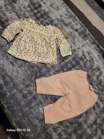 Lot vêtements bébé fille âge 3 mois.