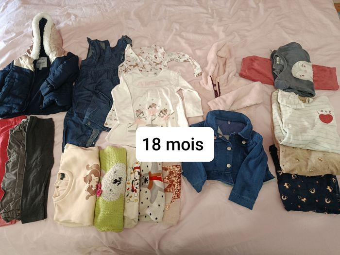 Lot vêtements fille 18 mois - photo numéro 1