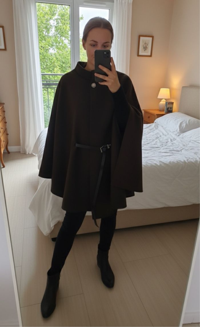 Cape noir très stylée 👌🏻 - photo numéro 2