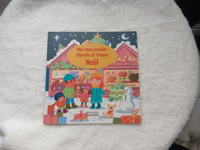 Livre Neuf Mon tout premier cherche et trouve Noël Millepages