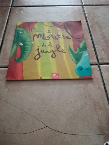 Livre le monstre de la jungle