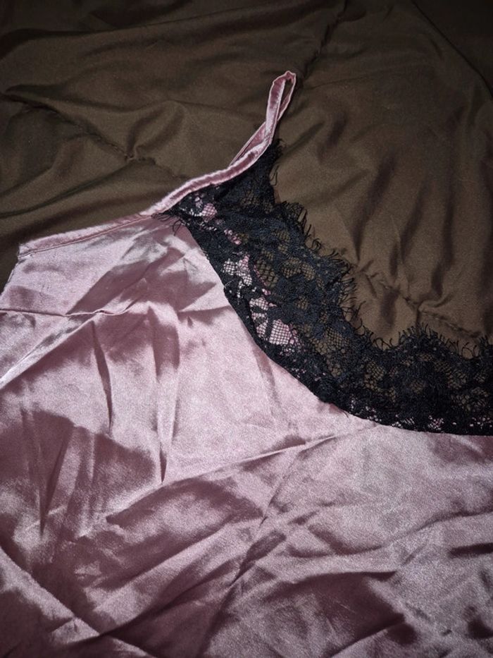 Lingerie Débardeur soie rose - photo numéro 2