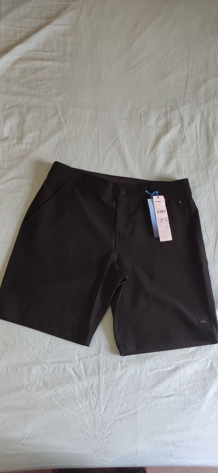 Short garçon 16 an neuf O'Neill