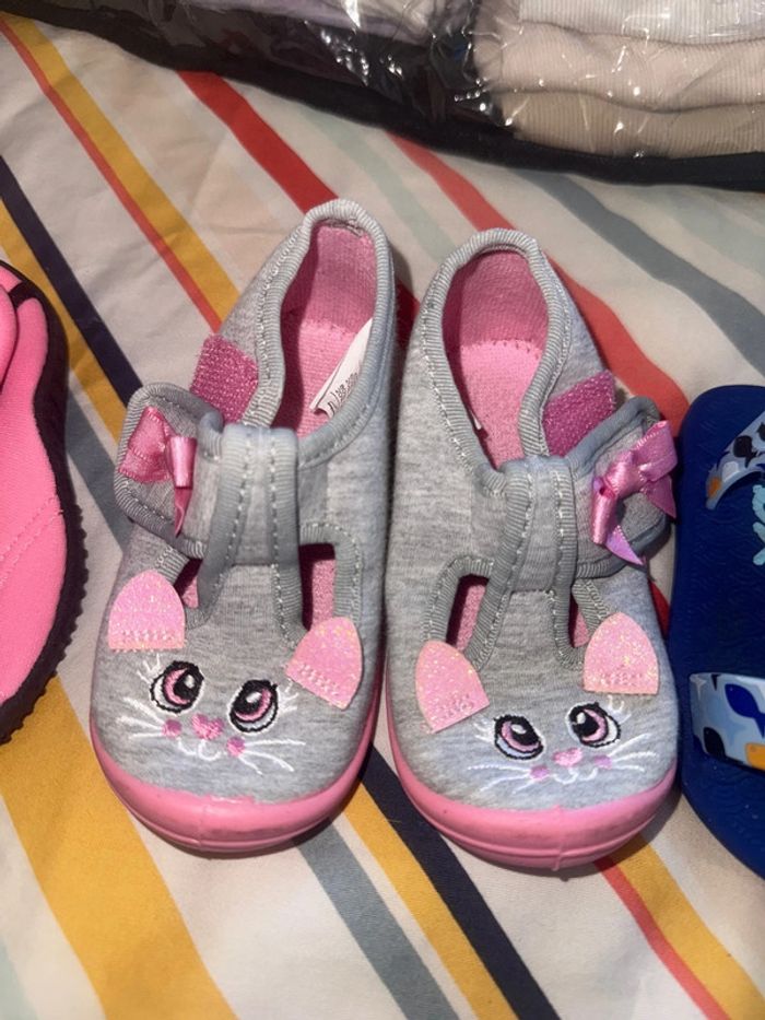 Lot chaussure taille 20 - photo numéro 3