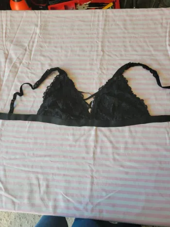 Soutien gorge noir taille M