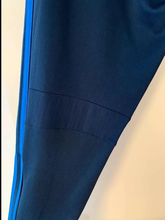 Jogging Adidas bleu homme taille M– Look sport & confort au top - photo numéro 9