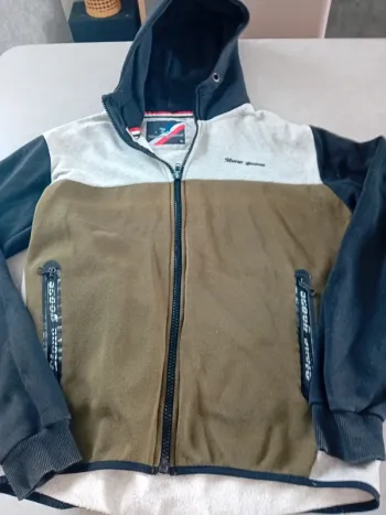Veste polaire zippé taille L/40