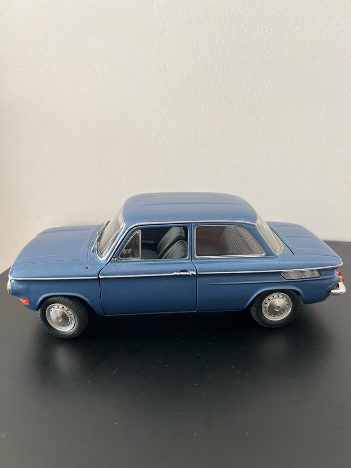 Voiture miniature Revell 1:18 – NSU TT bleue – Capot et portières ouvrants – Modèle de collection - photo numéro 10