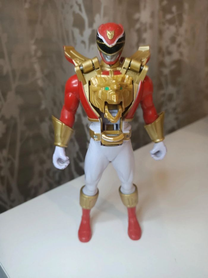 Figurine Bandai Power Rangers 2013 Megaforce Ultra Morphin Red 16cm - photo numéro 3