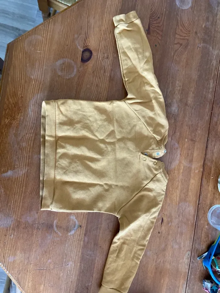 Pull jaune 2 ans - photo numéro 3