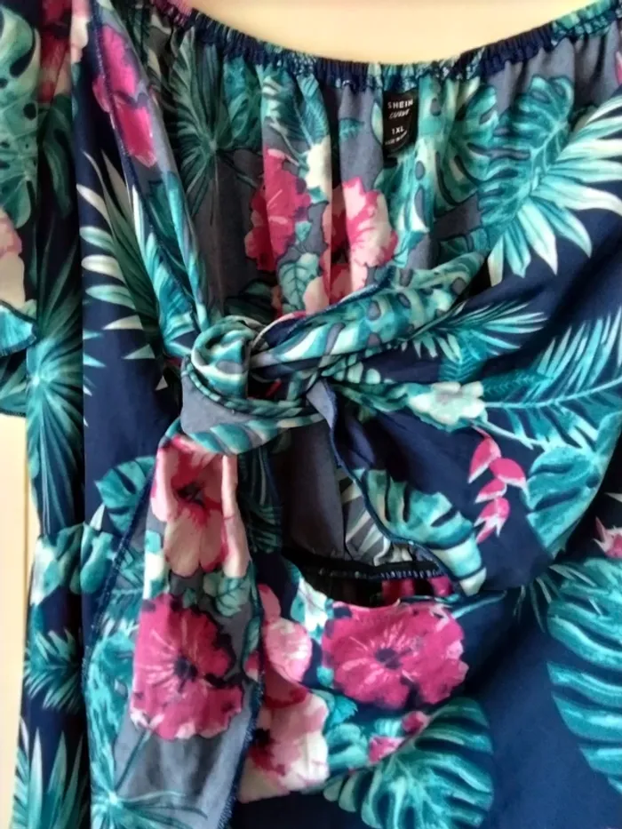 Robe dos nu Marque Shein (A229) - photo numéro 4