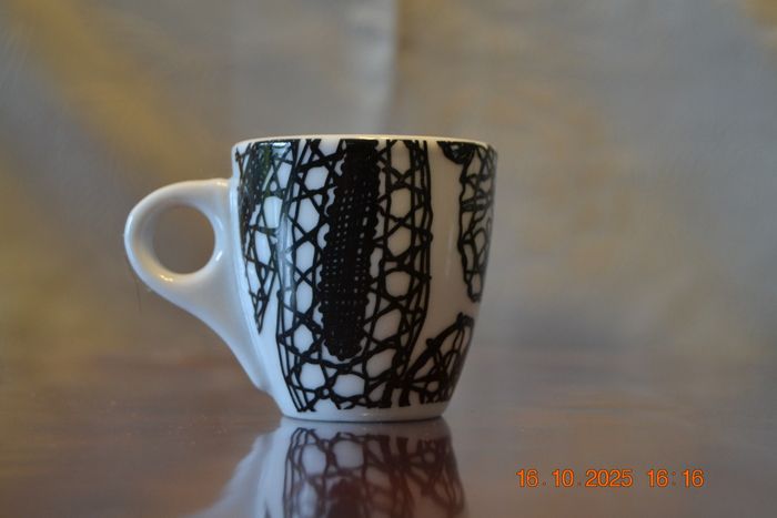 Ensemble de 4 mini tasses - photo numéro 3