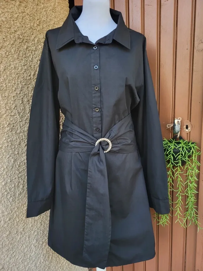 Robe chemise classe ceinturé noir shein taille 52