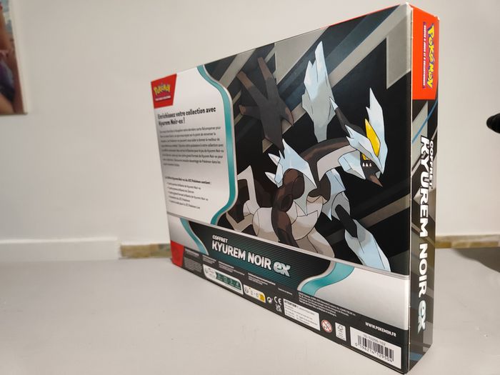 Coffret pokémon Kyurem noir ex FR - photo numéro 3