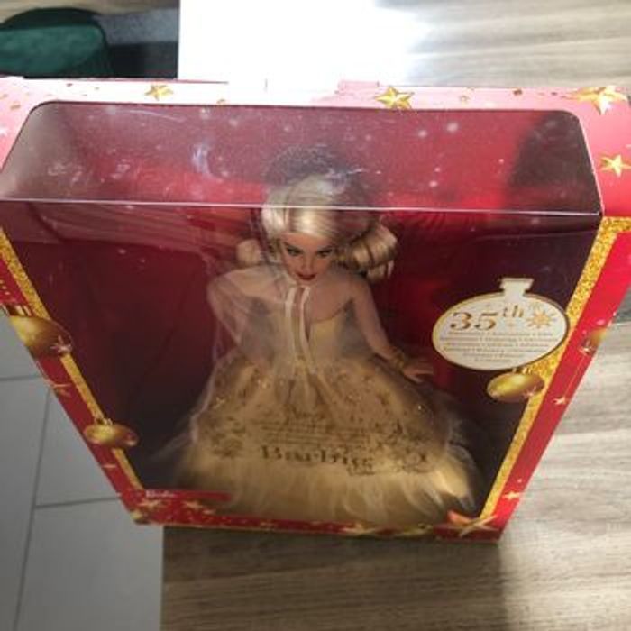 Poupées de collection de Noël, Barbie 2023 - photo numéro 3