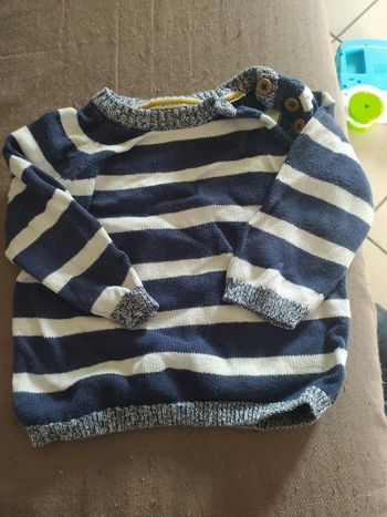 Pull 3/6 mois