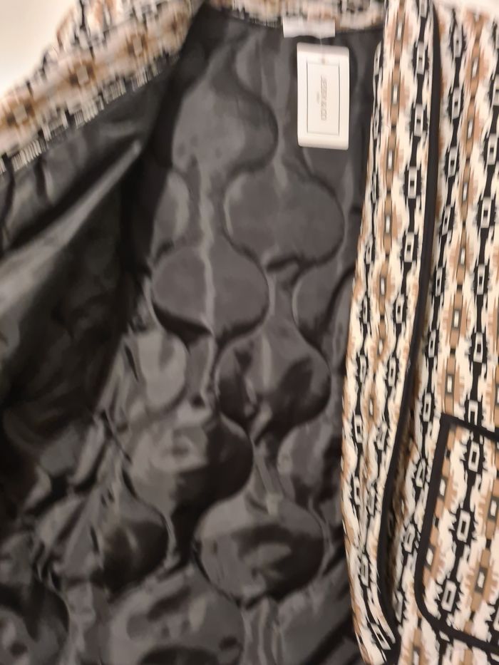 Veste matelassé camel et noir - photo numéro 4