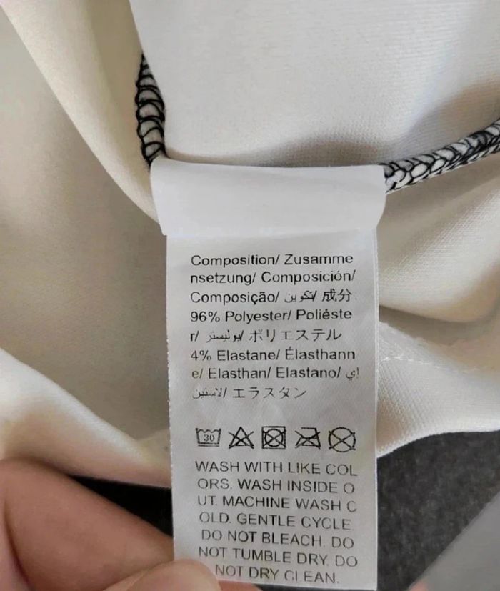 10 € Sweat-shirt à capuche Shein 11 / 12 ans - photo numéro 4