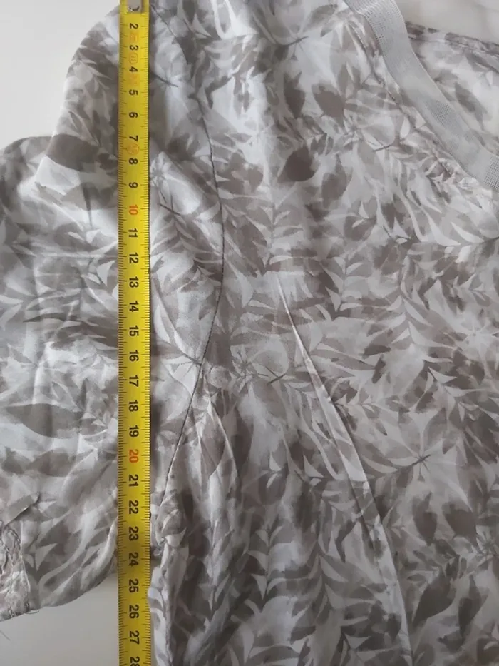 Blouse blanche et grise Only - photo numéro 5