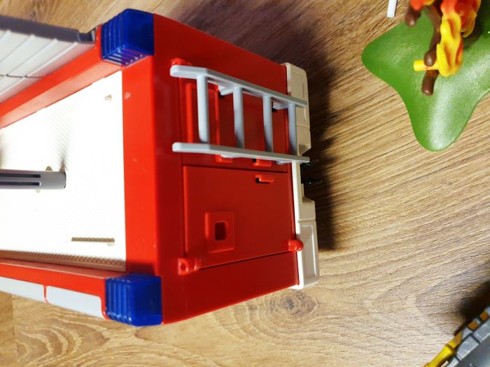 Playmobil - Camion pompiers - photo numéro 6