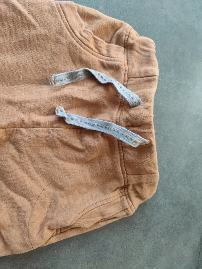 Pantalon - photo numéro 2