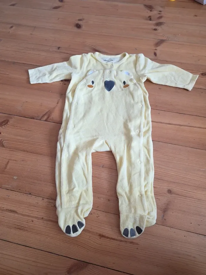 Lot de 3 pyjamas velours 9 mois - photo numéro 6