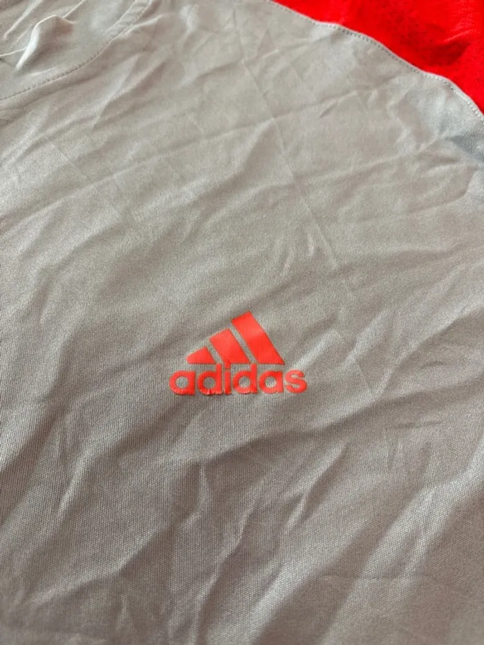 Maillot de sport pour homme Adidas taille XXL gris et rouge - photo numéro 2