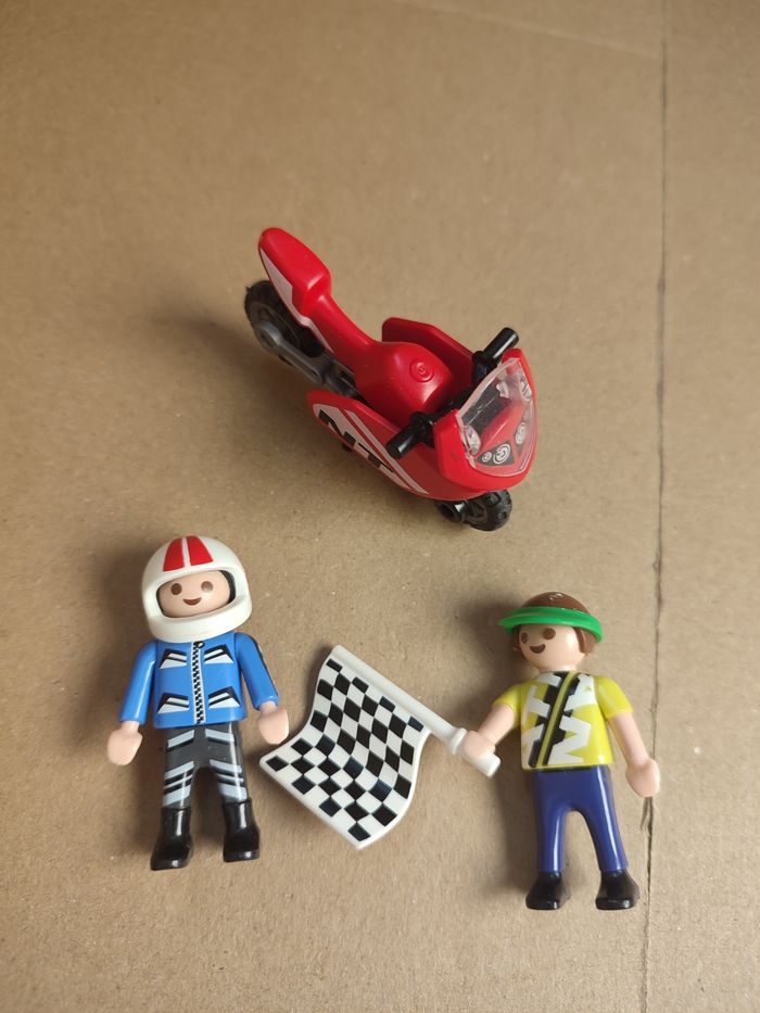 Playmobil 4780 Enfants avec moto de course - occasion - photo numéro 3